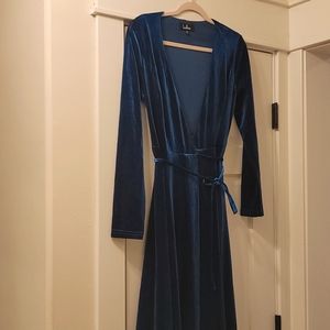 NWOT Lulu's long velvet deep turquoise dress